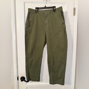 Gap Green Staight leg khaki Pants size 12
